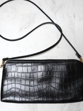 Vintage 90s Paradox Croc Embossed Black Leather Purse Clutch & Shoulder Bag
